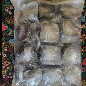 3000 piece silver artificial rose petals